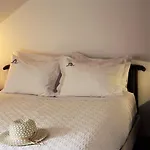 アパート Ana Margarida Residences エリセイラ