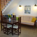 Ana Margarida Residences アパート エリセイラ