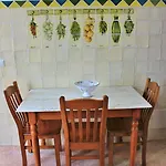 Ana Margarida Residences アパート
