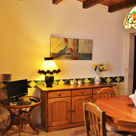 Ana Margarida Residences *