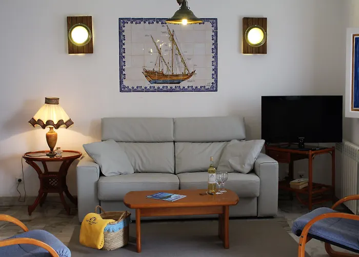 Ana Margarida Residences Apartament